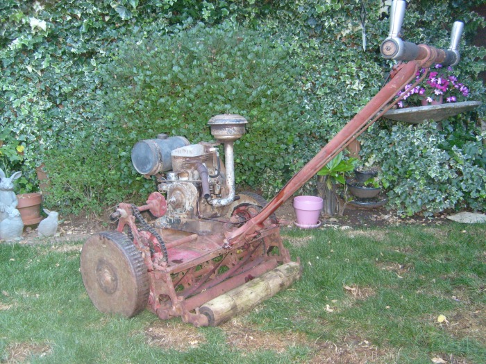lawnmowers and power equipment - ANTIQUE & VINTAGE BRIGGS